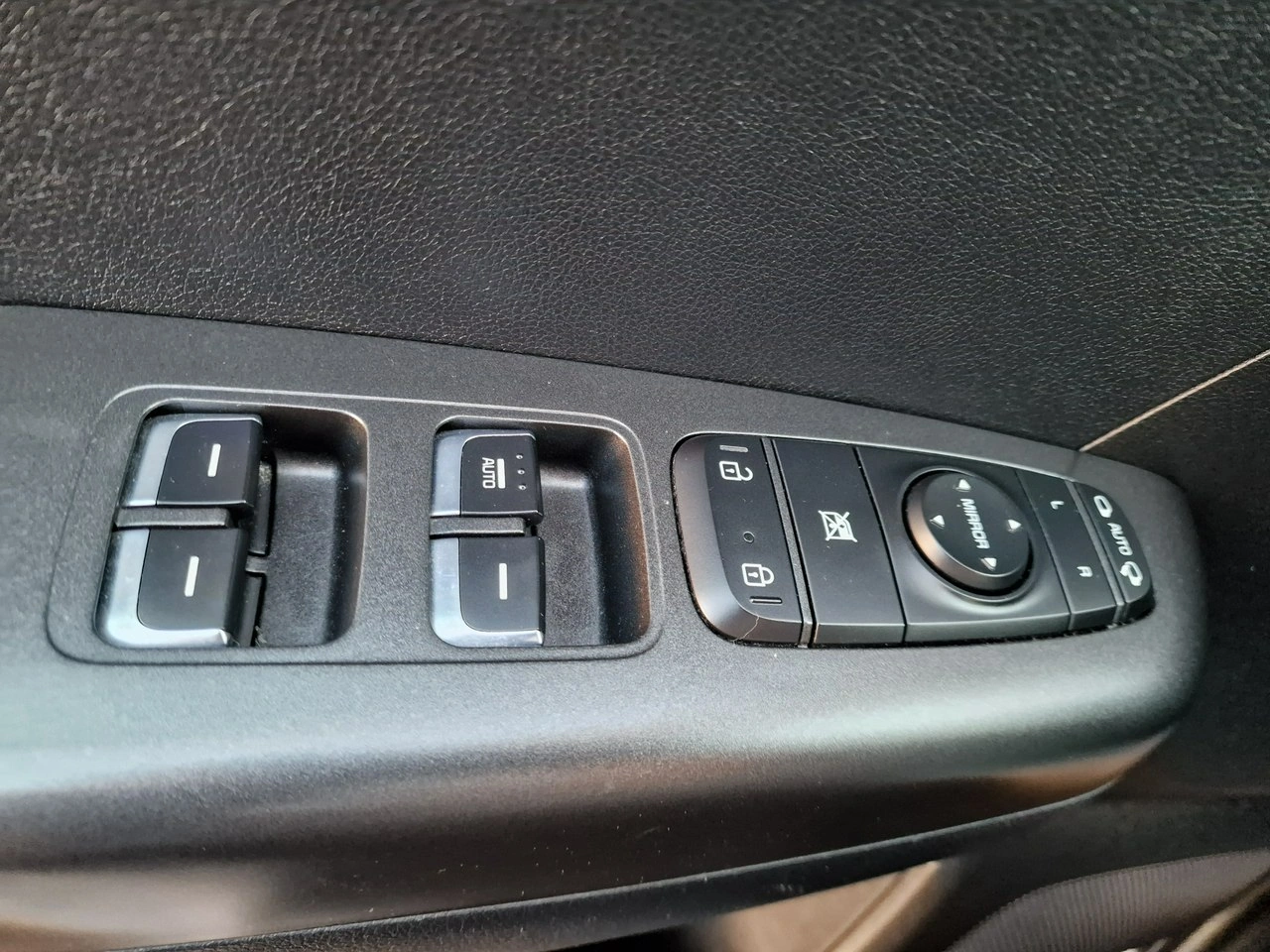 Kia Sportage - Zdjęcie 30