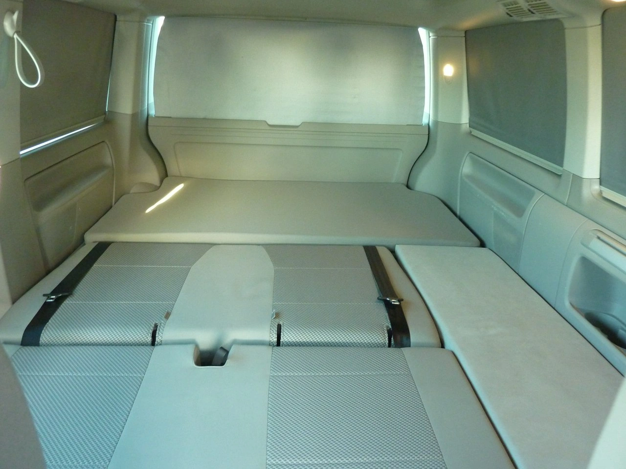 Volkswagen California - Zdjęcie 23