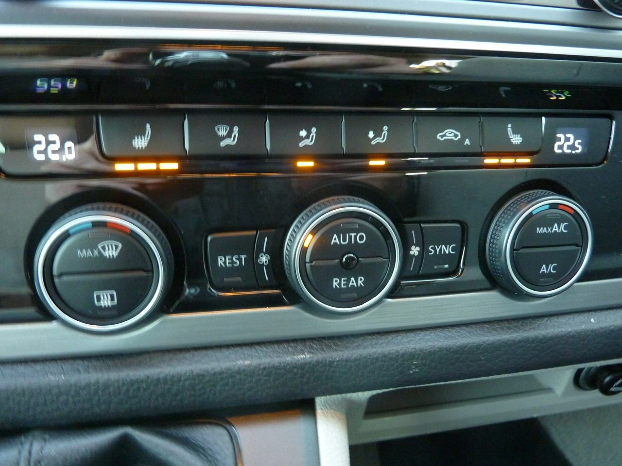 Volkswagen California - Zdjęcie 15