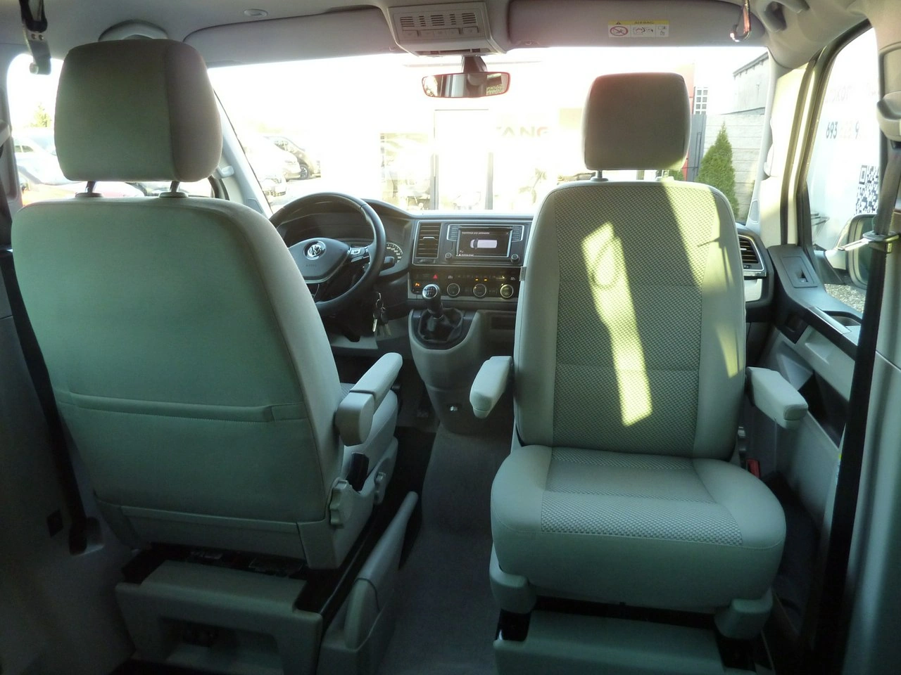 Volkswagen California - Zdjęcie 17