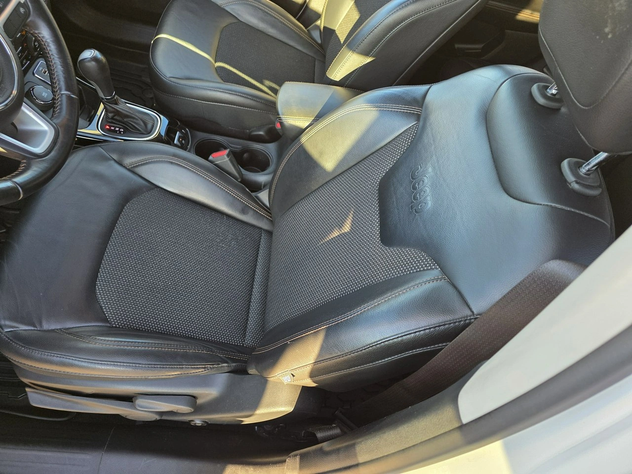 Jeep Compass - Zdjęcie 17