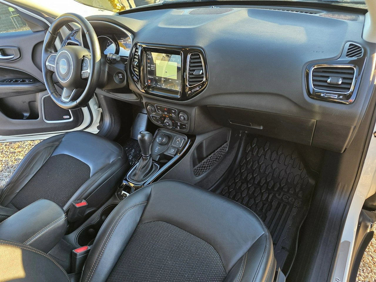 Jeep Compass - Zdjęcie 26