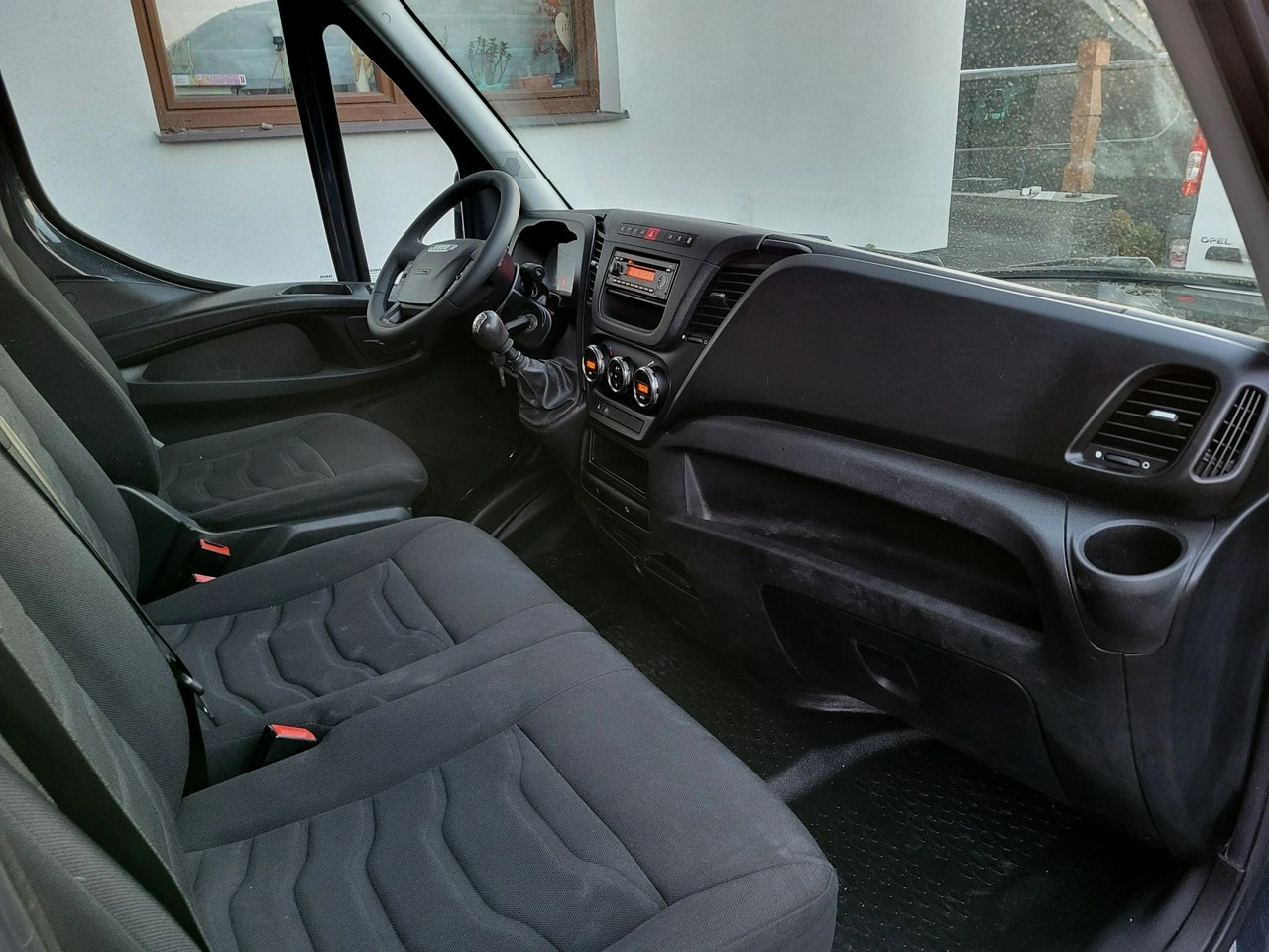 Iveco Daily 35S15 - Zdjęcie 11