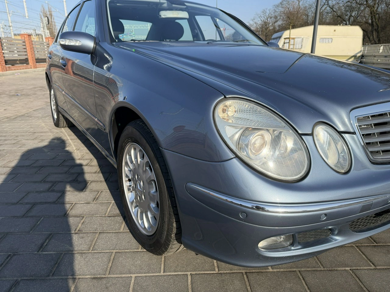 Mercedes E 200 - Zdjęcie 25