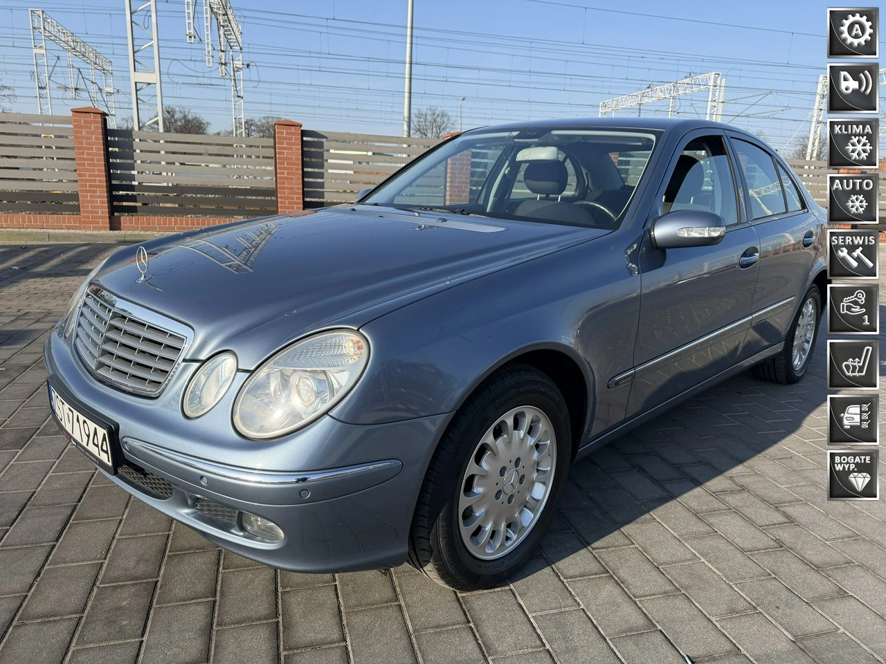 Mercedes E 200 - Główne zdjęcie