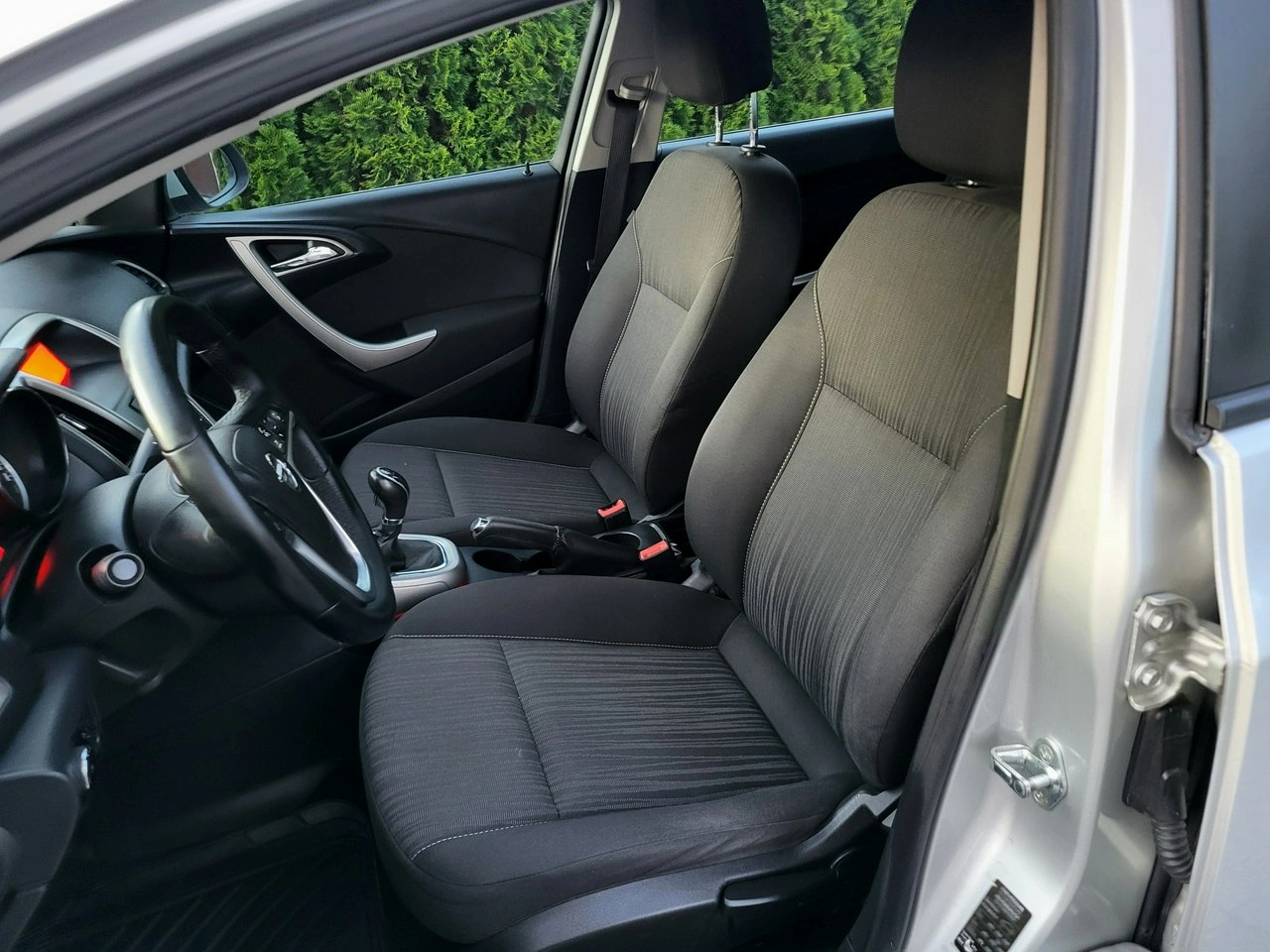 Opel Astra - Zdjęcie 9