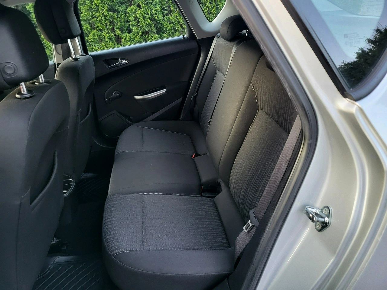 Opel Astra - Zdjęcie 12