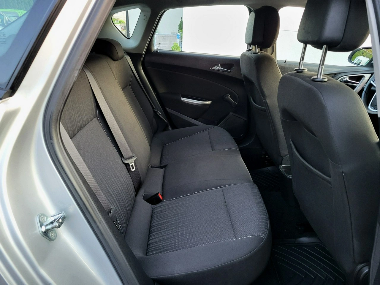 Opel Astra - Zdjęcie 13