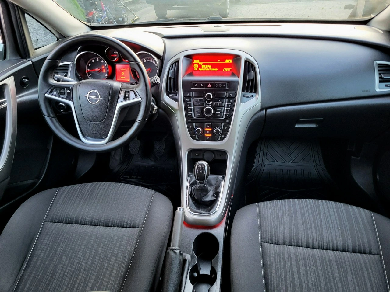 Opel Astra - Zdjęcie 14