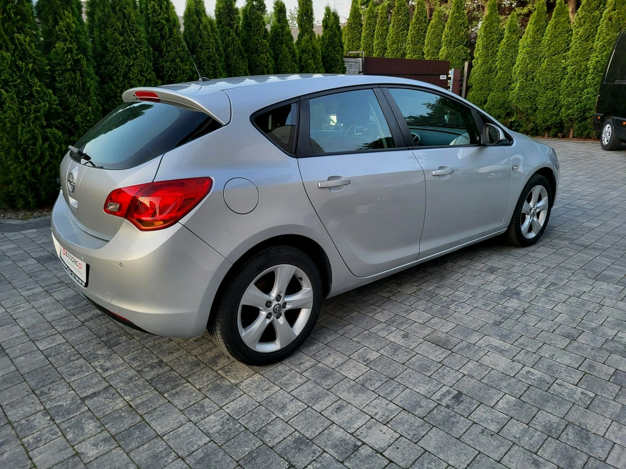 Opel Astra - Zdjęcie 4