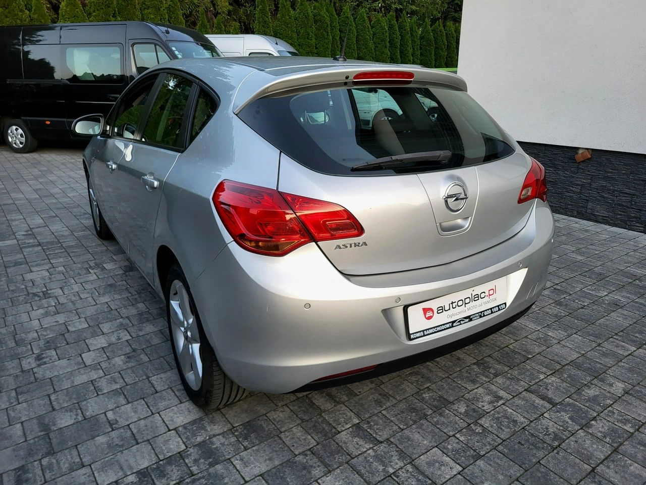 Opel Astra - Zdjęcie 6