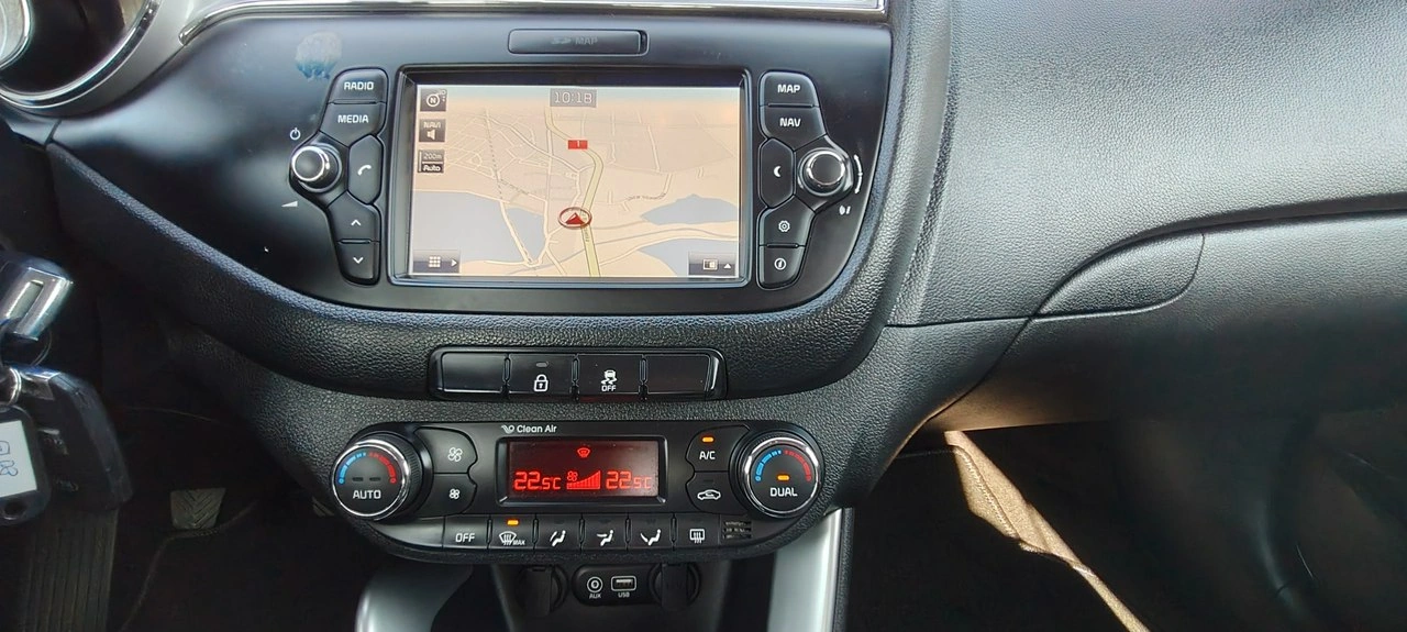 Kia Ceed - Zdjęcie 9