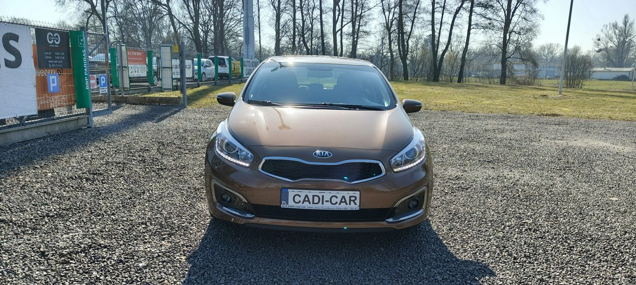 Kia Ceed - Zdjęcie 1