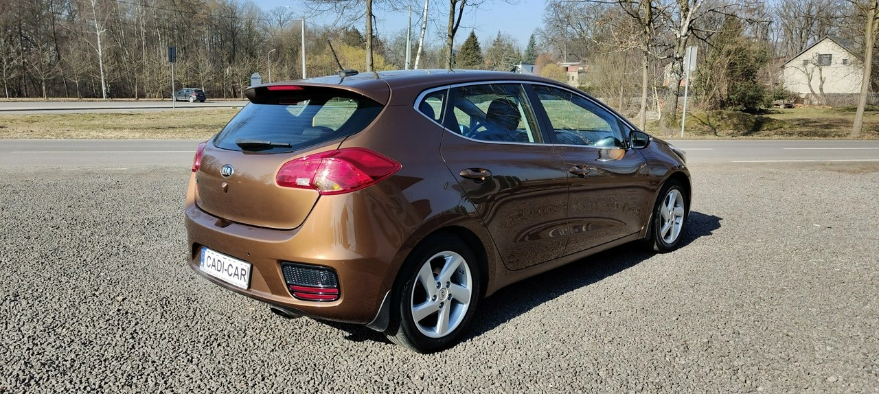 Kia Ceed - Zdjęcie 3