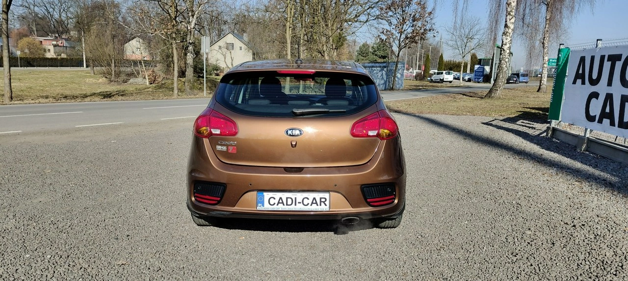 Kia Ceed - Zdjęcie 4