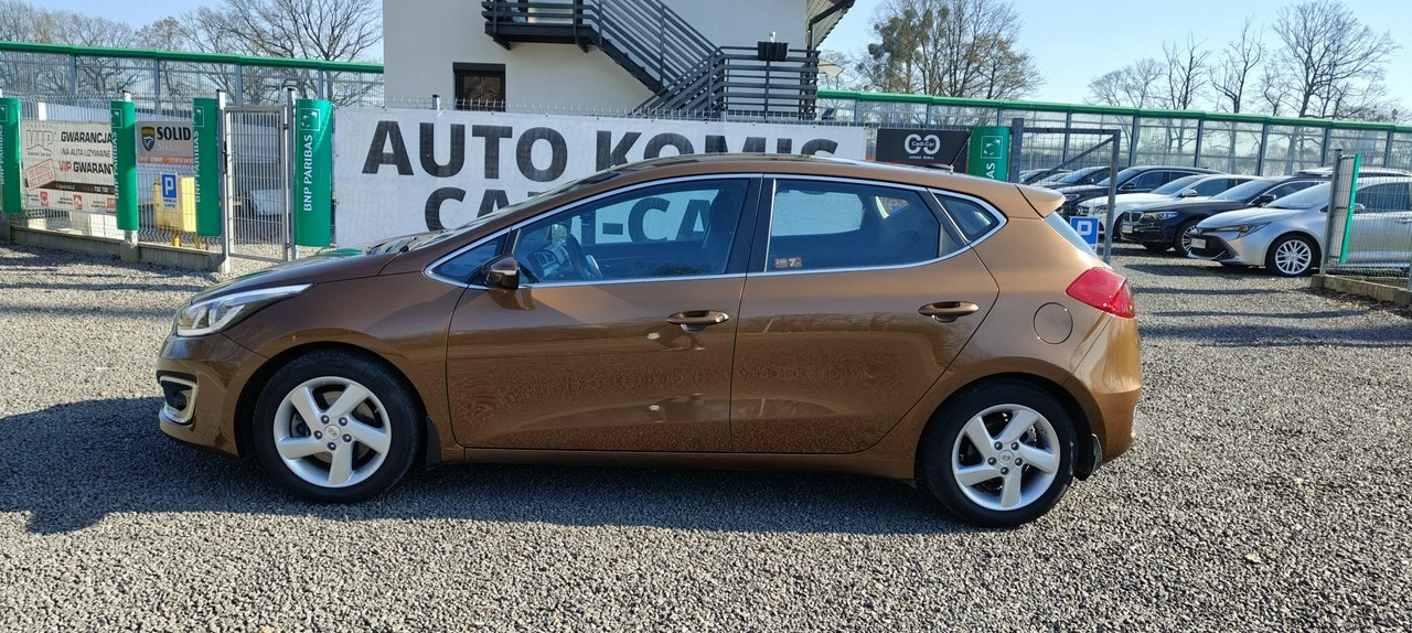 Kia Ceed - Zdjęcie 6
