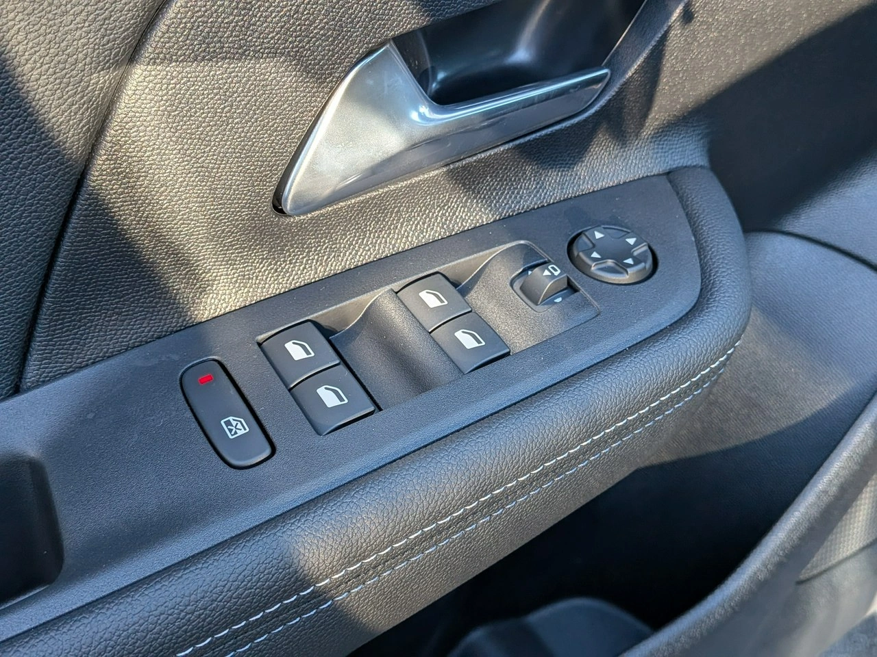 Opel Mokka - Zdjęcie 8