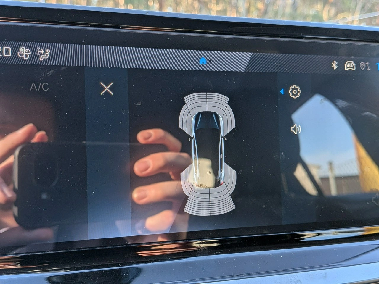 Peugeot 208 - Zdjęcie 10