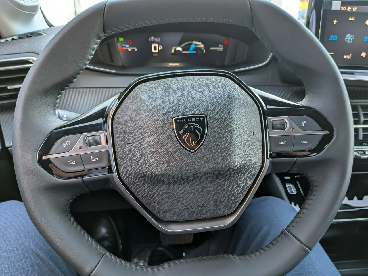 Peugeot 208 - Zdjęcie 14