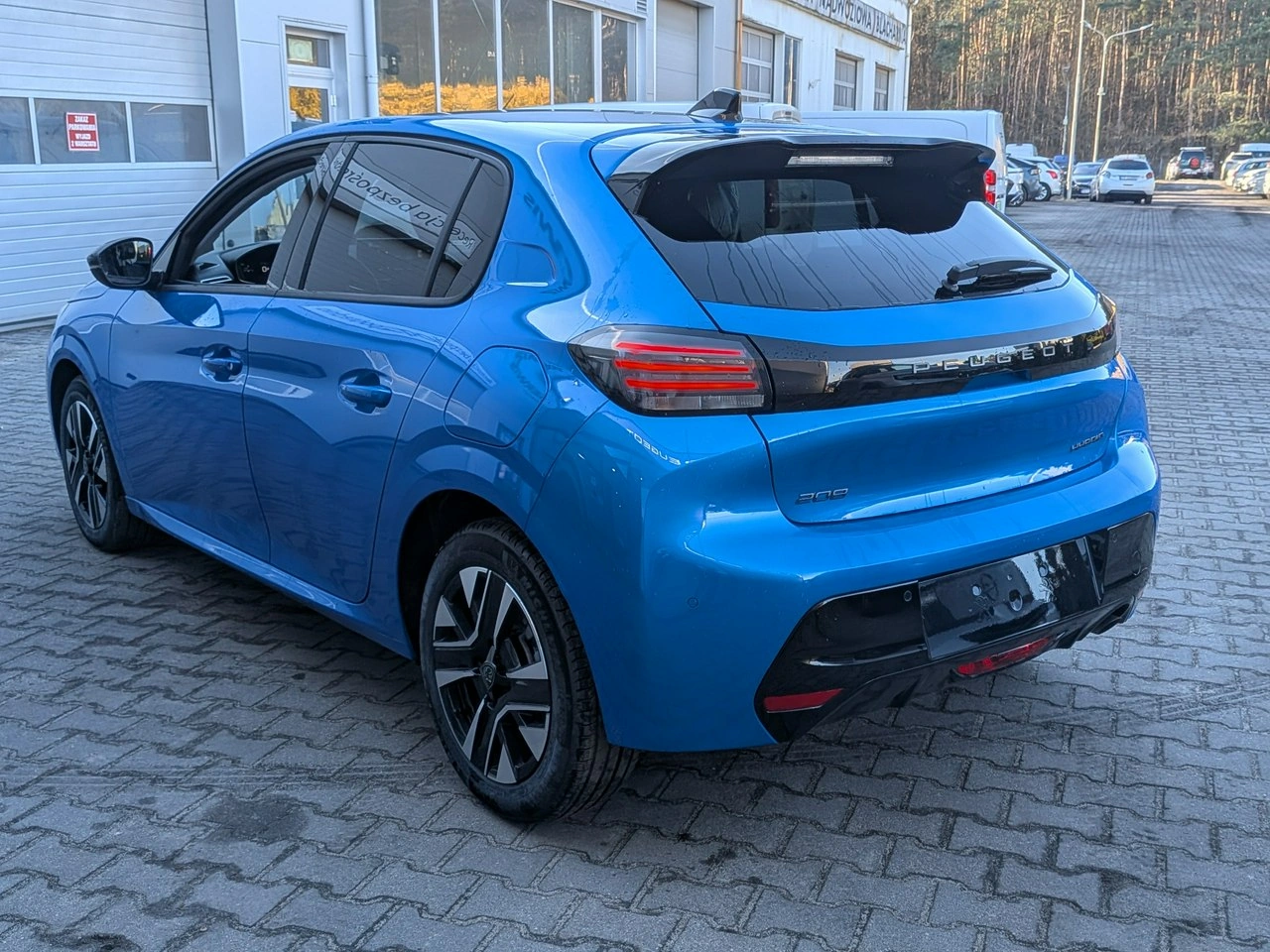 Peugeot 208 - Zdjęcie 2