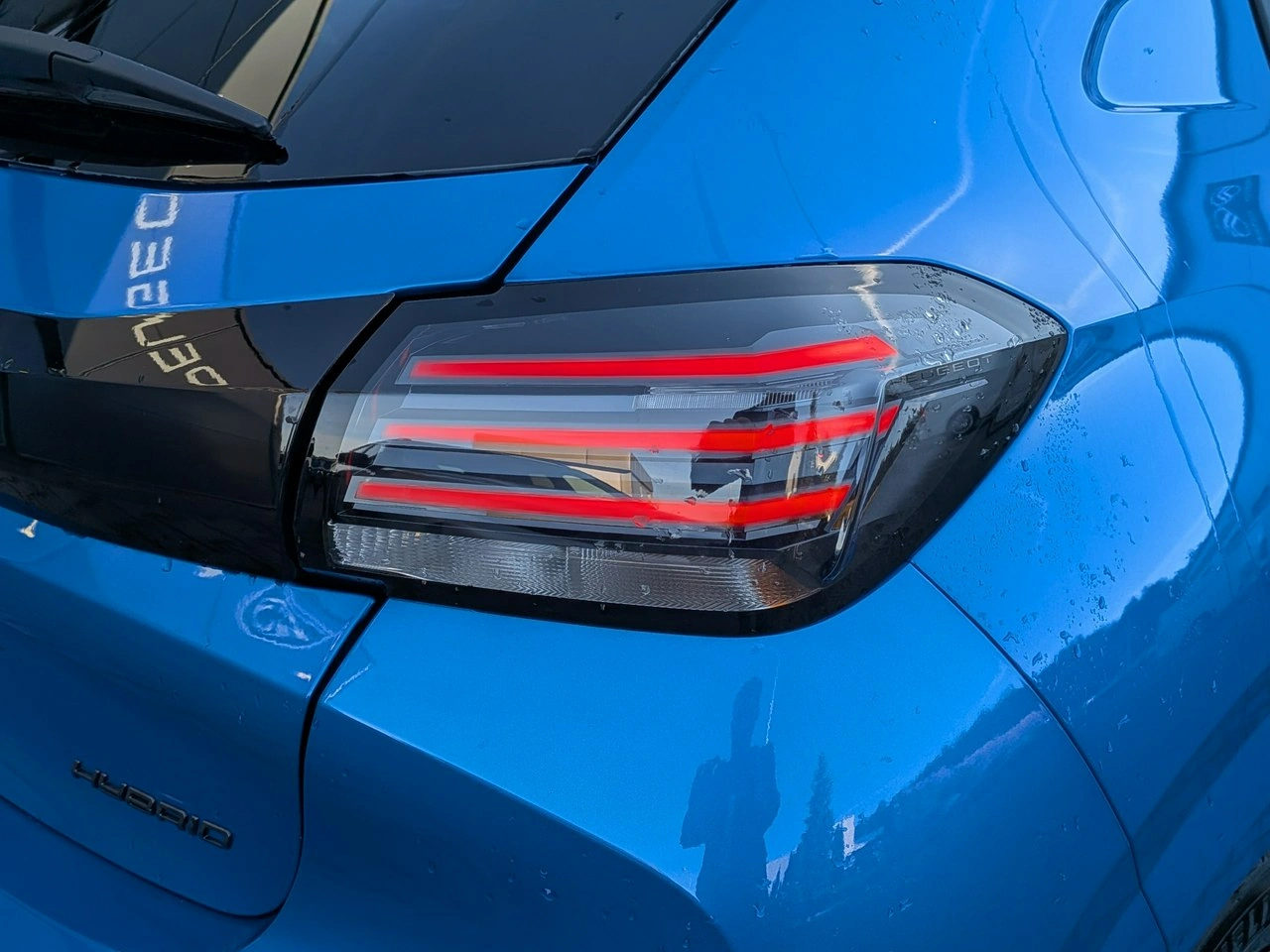 Peugeot 208 - Zdjęcie 4