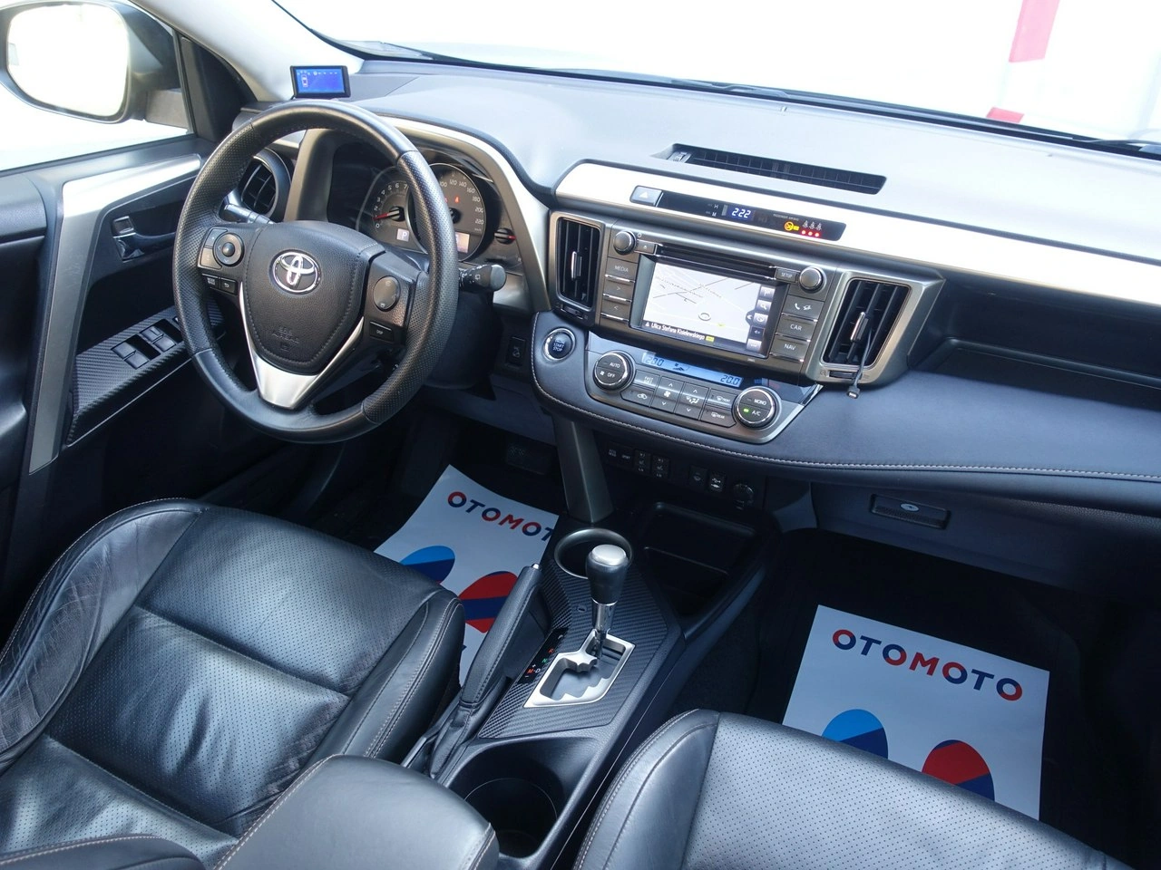 Toyota RAV-4 - Zdjęcie 12