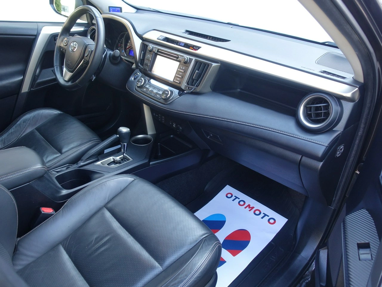 Toyota RAV-4 - Zdjęcie 13