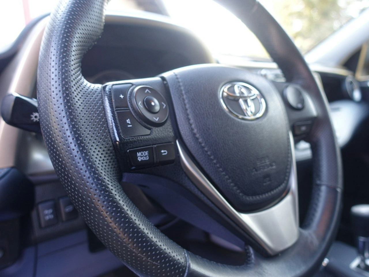 Toyota RAV-4 - Zdjęcie 19