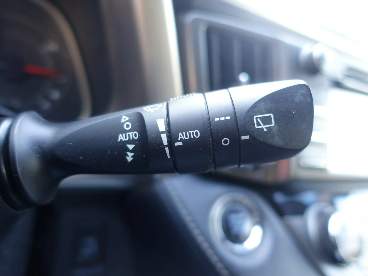 Toyota RAV-4 - Zdjęcie 21