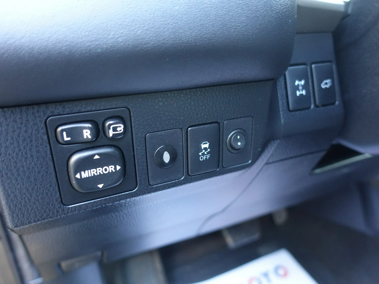 Toyota RAV-4 - Zdjęcie 27