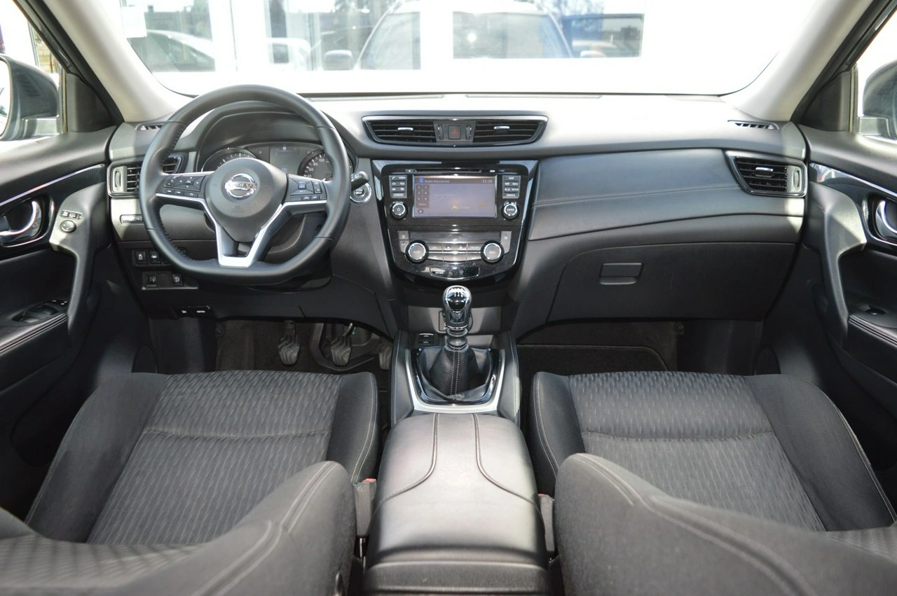 Nissan X-Trail - Zdjęcie 22