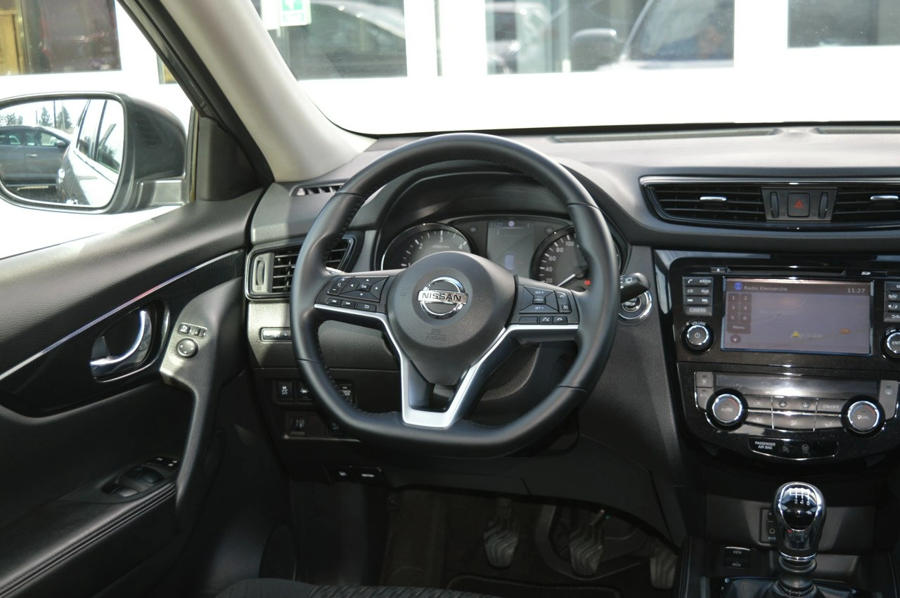 Nissan X-Trail - Zdjęcie 23