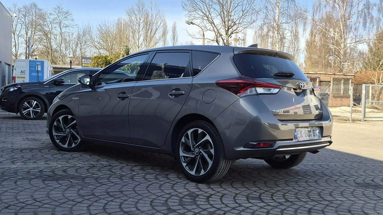Toyota Auris - Zdjęcie 20