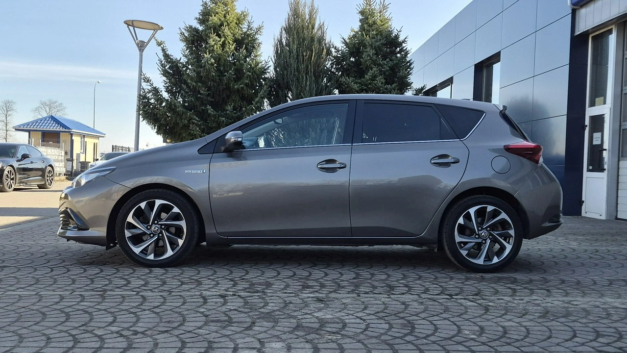 Toyota Auris - Zdjęcie 4