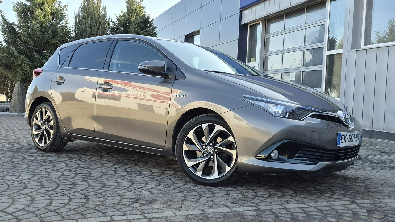 Toyota Auris - Główne zdjęcie