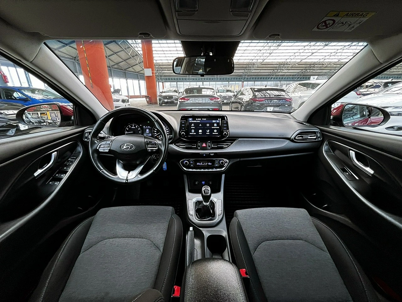 Hyundai i30 - Zdjęcie 12