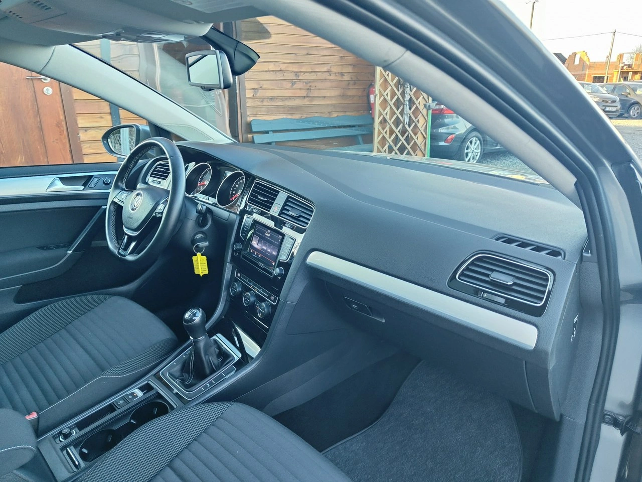 Volkswagen Golf - Zdjęcie 23