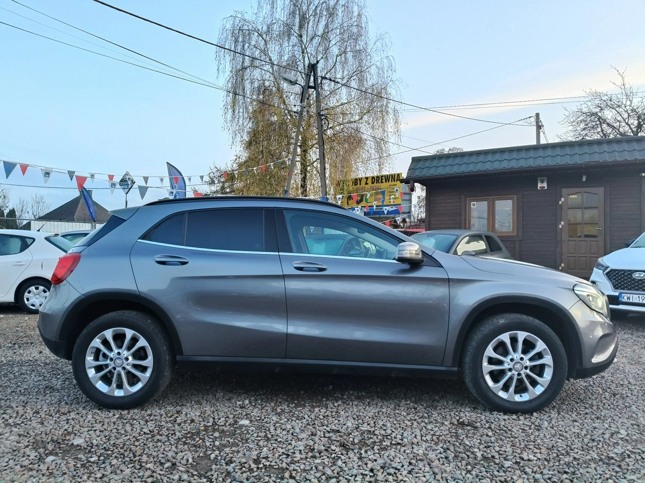 Mercedes GLA 180 - Zdjęcie 15