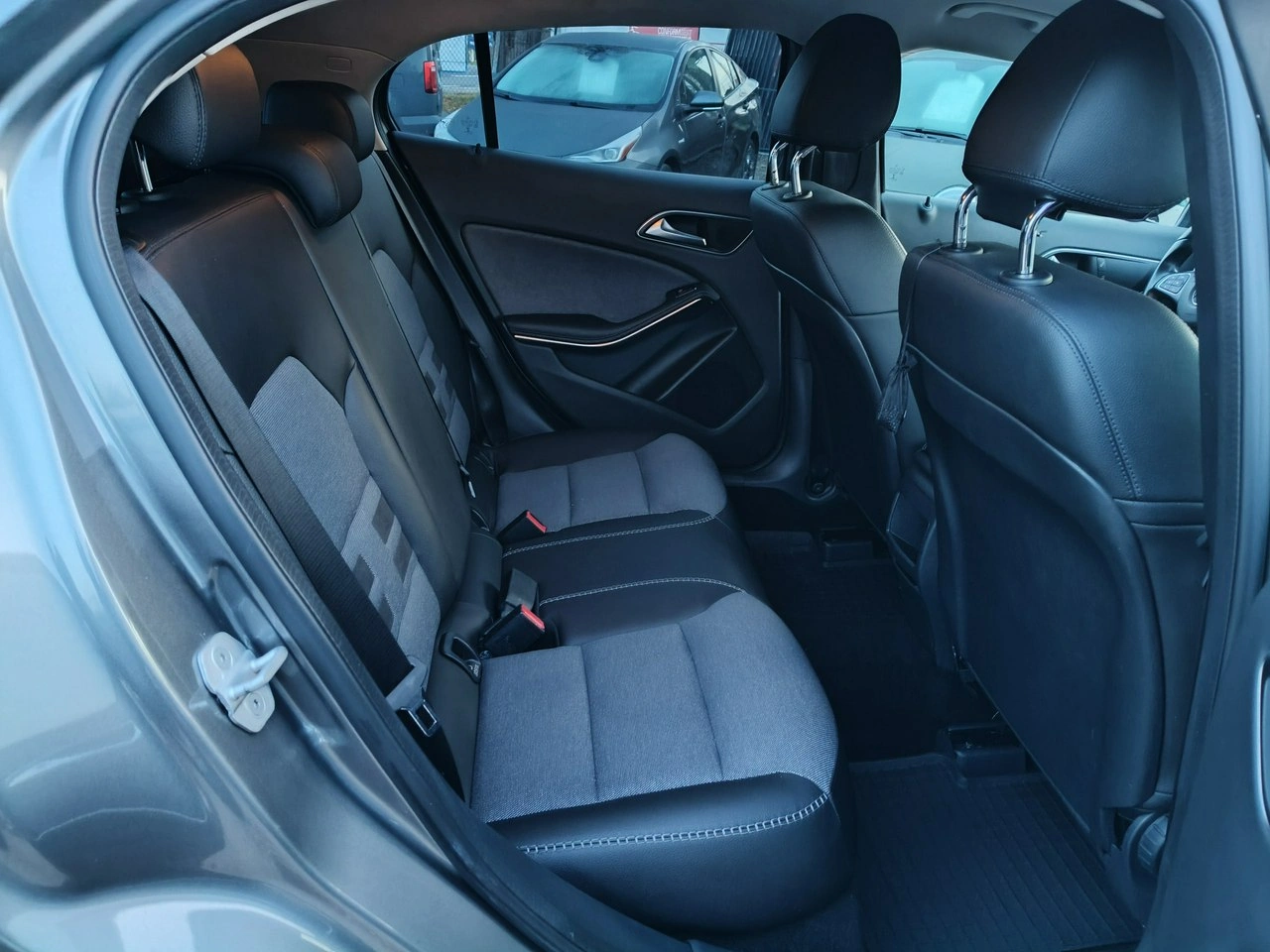 Mercedes GLA 180 - Zdjęcie 17