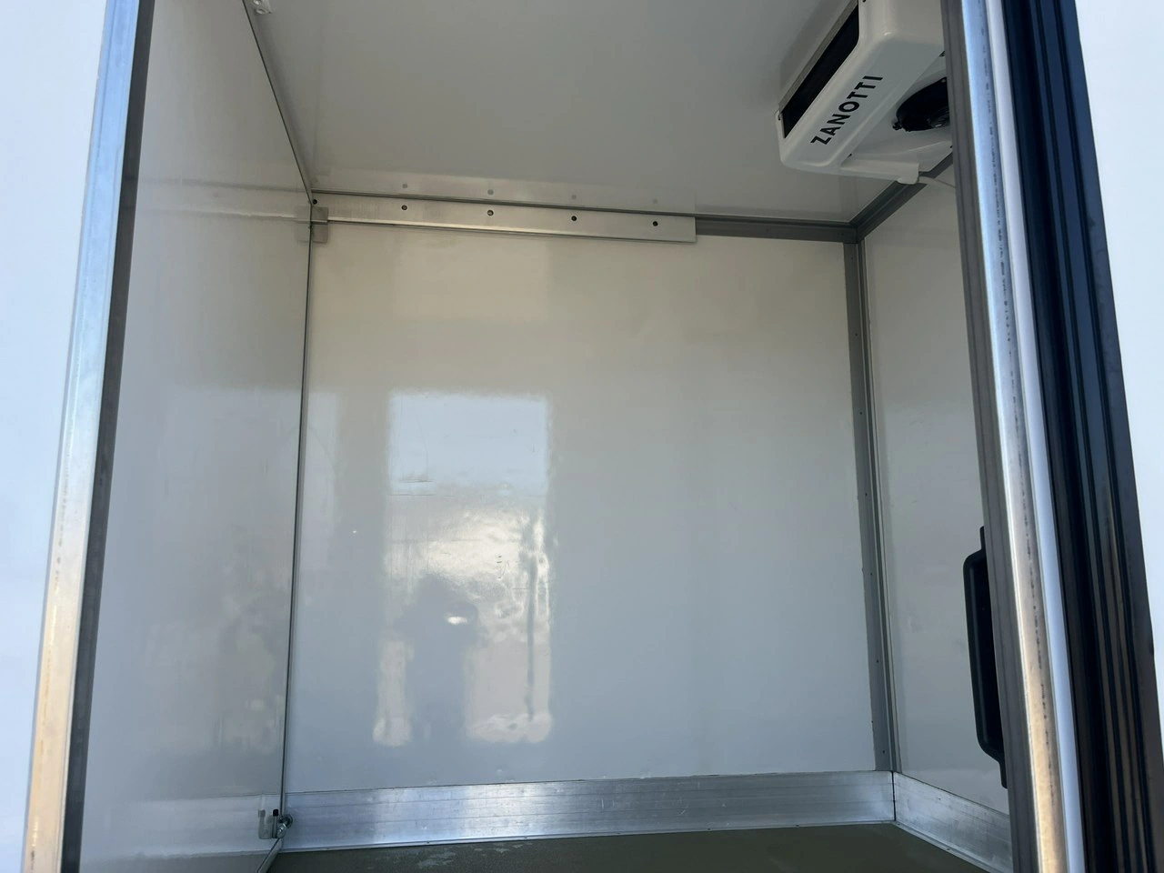 Iveco Daily - Zdjęcie 8