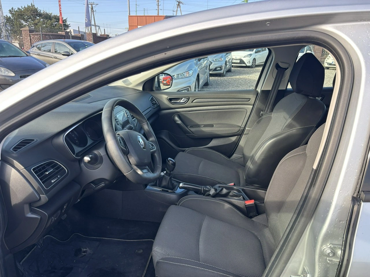 Renault Megane - Zdjęcie 16