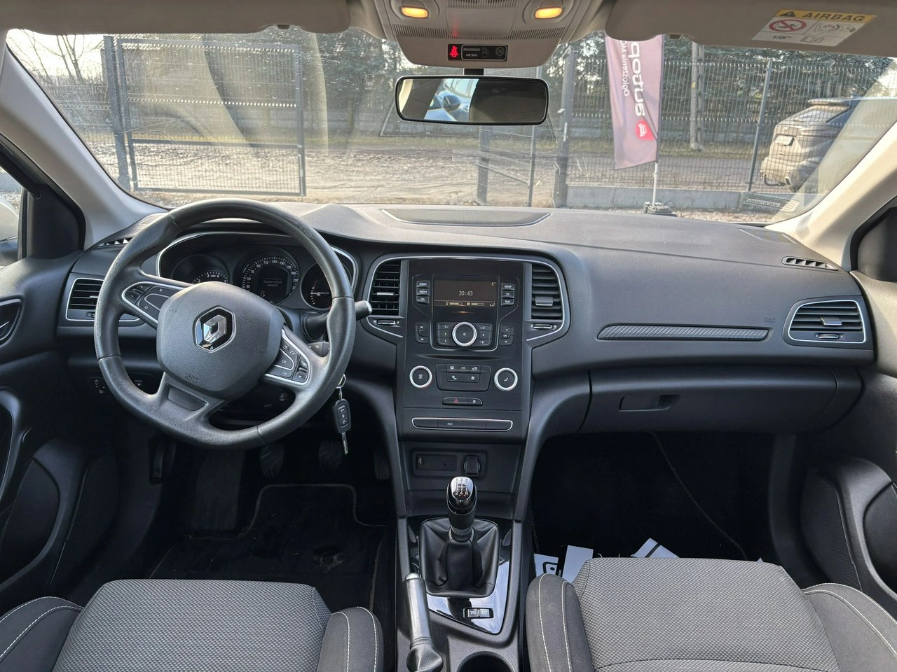 Renault Megane - Zdjęcie 18