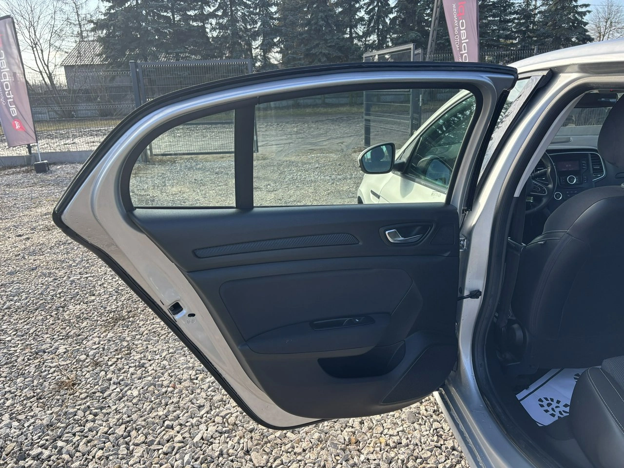 Renault Megane - Zdjęcie 25