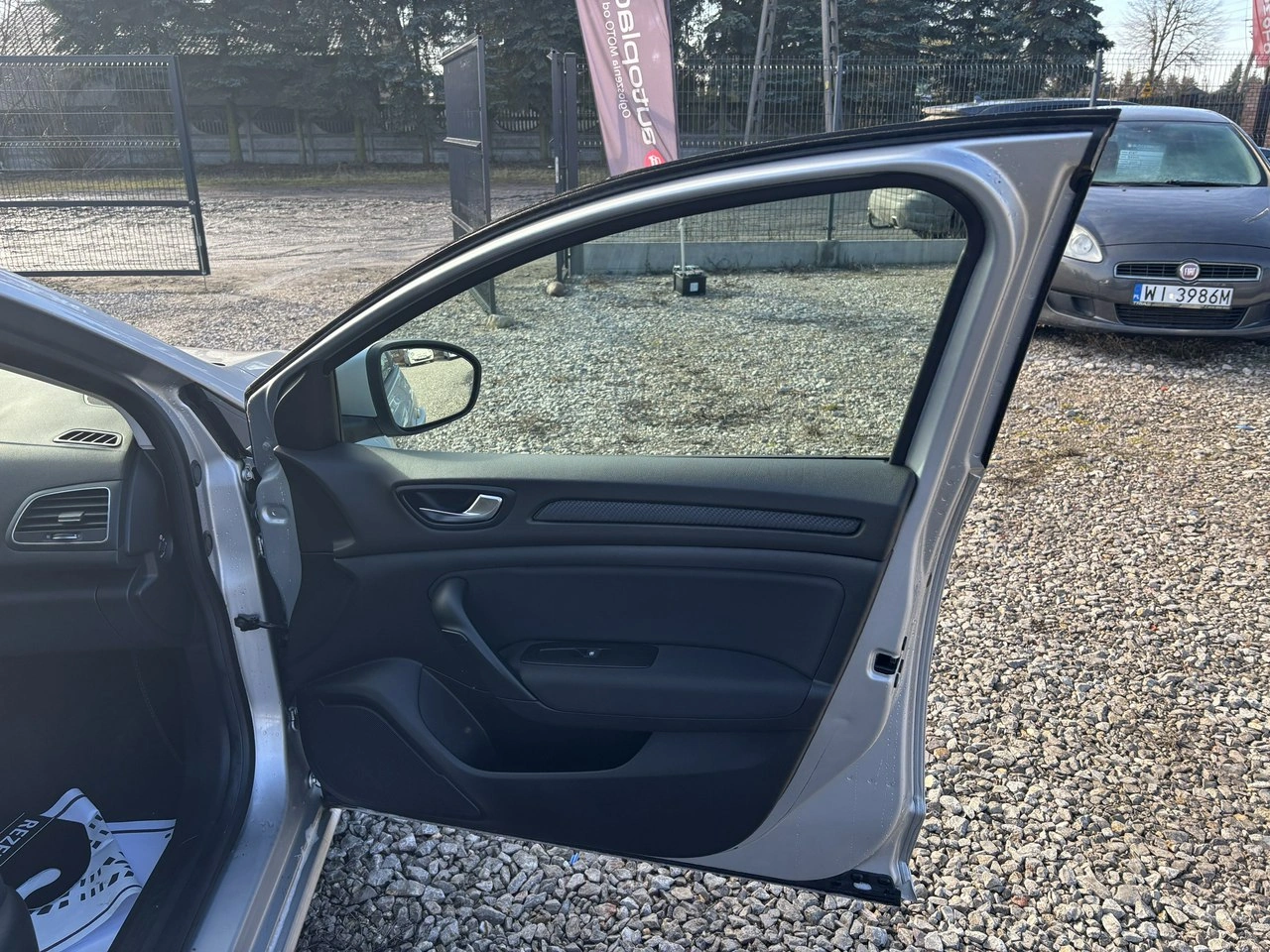 Renault Megane - Zdjęcie 31