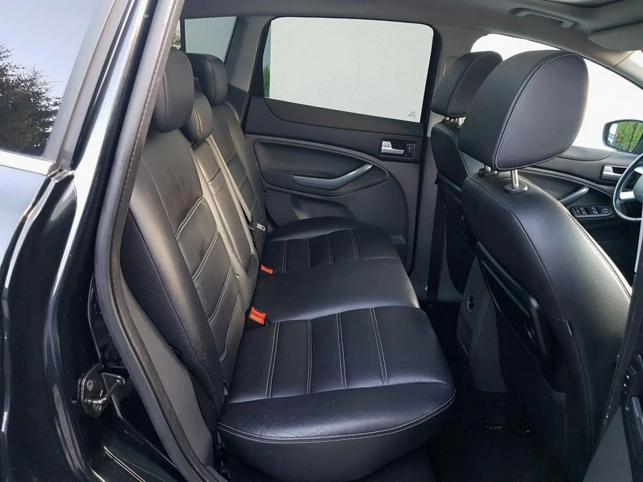 Ford Kuga - Zdjęcie 12