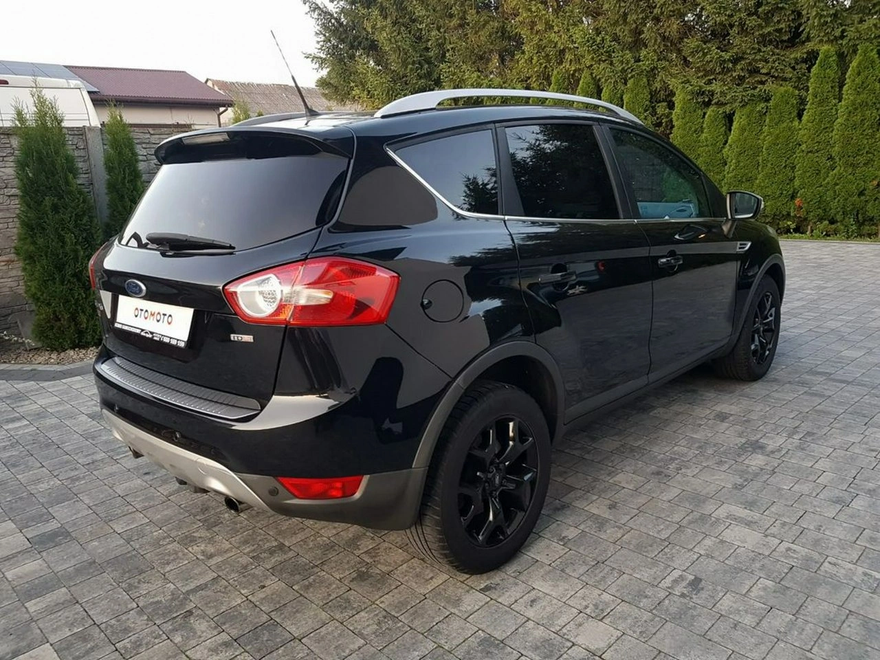 Ford Kuga - Zdjęcie 4