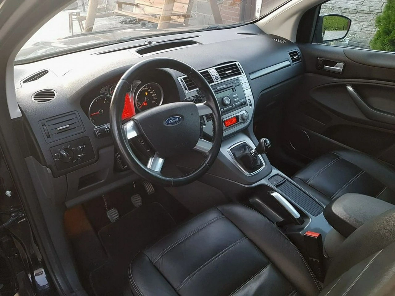 Ford Kuga - Zdjęcie 7