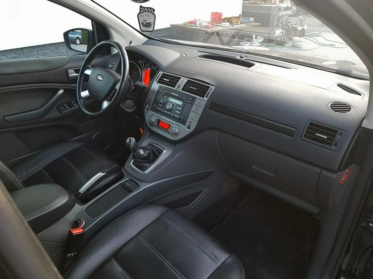 Ford Kuga - Zdjęcie 9