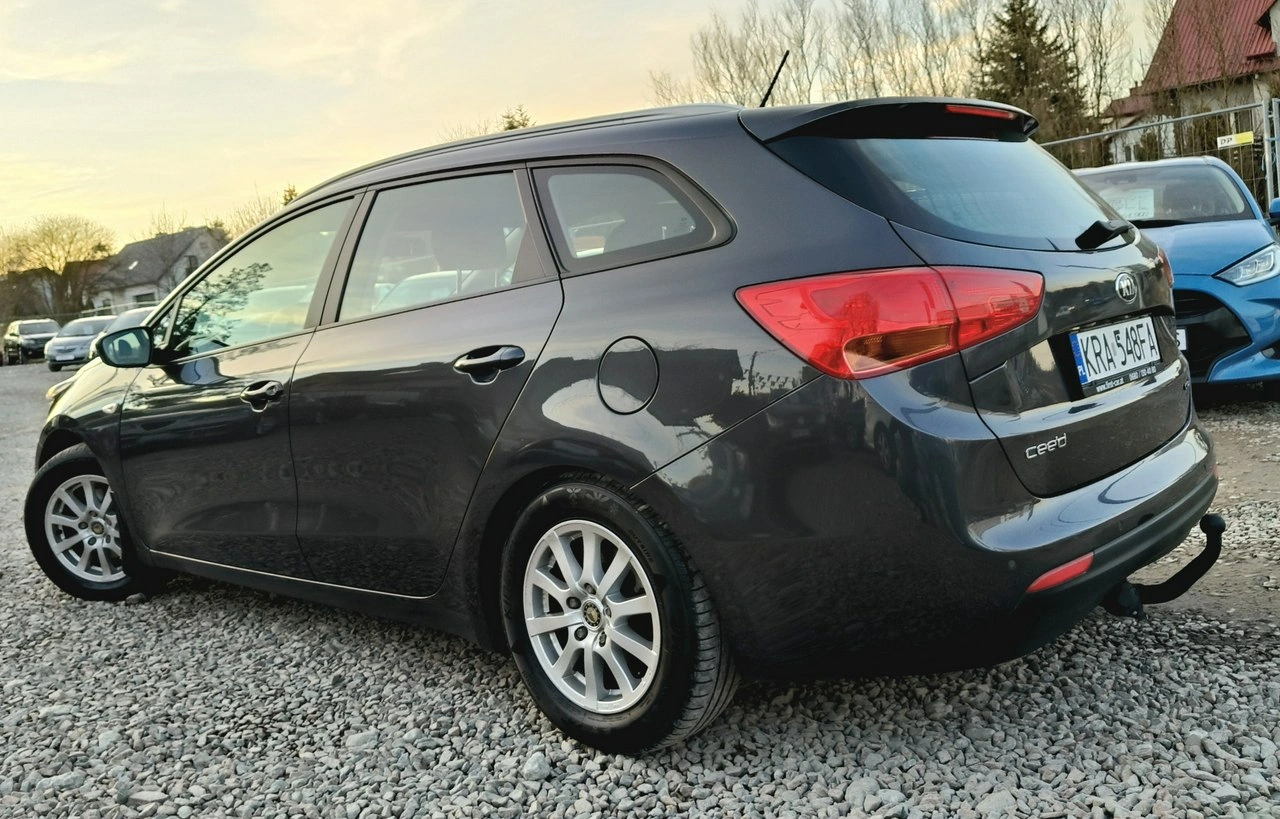 Kia Ceed - Zdjęcie 3