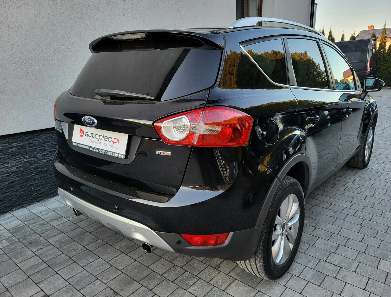 Ford Kuga - Zdjęcie 7